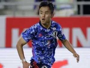 技巧娴熟！久保建英禁区连停带射打破僵局