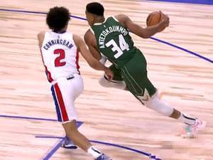 你是状元我可是FMVP！字母哥生凿状元郎坎宁安完成2+1