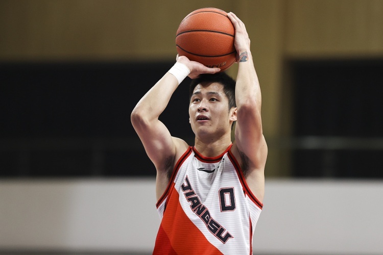CBA第一阶段新秀表现盘点:余嘉豪得分王&篮板王 黎伊扬助攻王