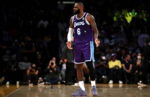 詹姆斯成为NBA历史上第6位能在主场连续砍50+的球员